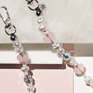 Love On Venus Wristlet Phone Chain