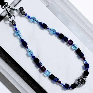 La Notte Drip Wristlet Phone Chain - String Ting London